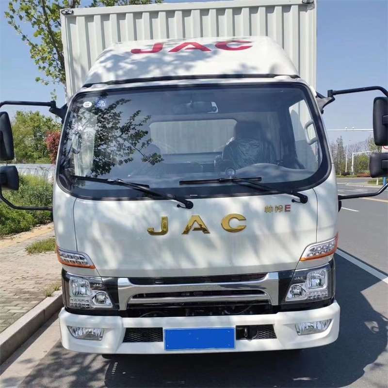 鲅鱼圈区错那县：物流专线的高效货运之旅